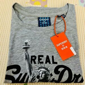 Superdry Outlet VL NYC Photo Tee, NWT, size US Women 12 UK 16/XL